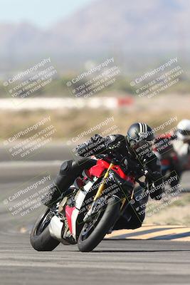 media/Oct-26-2025-Race Pace (Sun) [[c1447ca738]]/Verified/6-Turn 11 (1125am)/